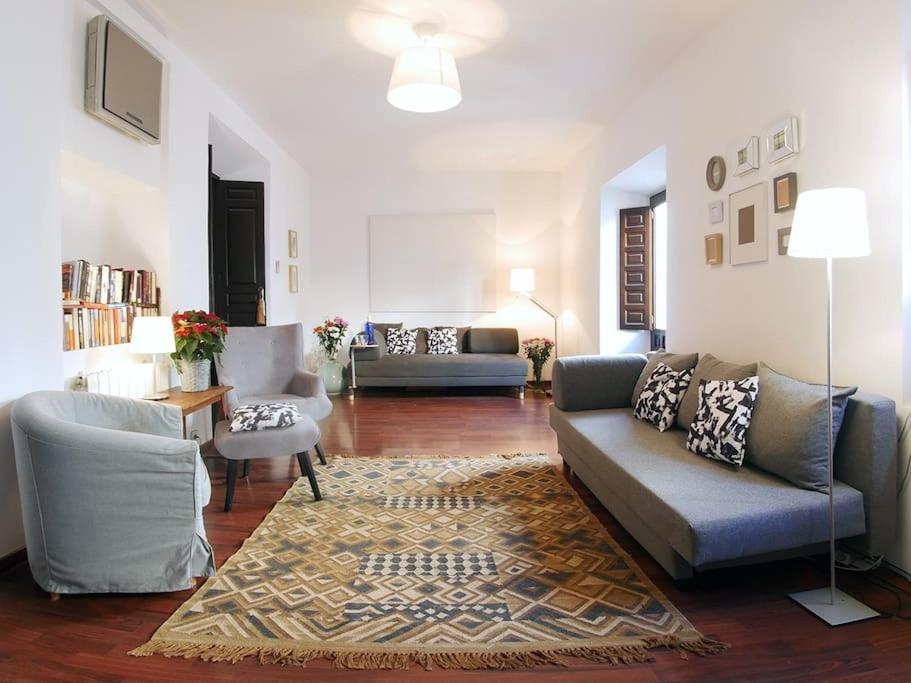Vip House Rentals, Entire In Old Town *